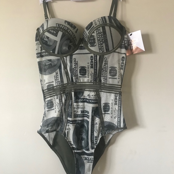 French Twist Tops - NWT Green Leaf Money Bodysuit. Medium